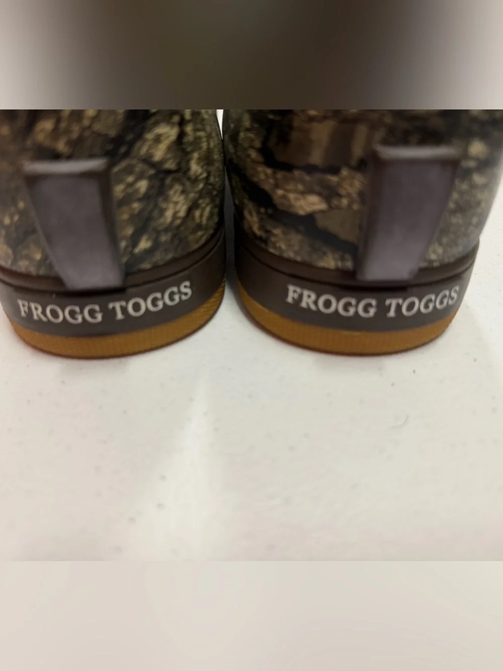 Frogg Toggs camo rain boots Size 10 B45